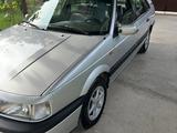 Volkswagen Passat 1990 годаүшін1 650 000 тг. в Шымкент – фото 2