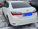 Toyota Corolla 2018 года за 9 300 000 тг. в Семей – фото 2