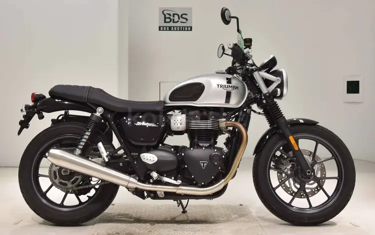 Triumph  STREET TWIN 900 2018 года за 4 690 000 тг. в Шымкент