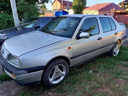 Volkswagen Vento 1994 года за 1 000 000 тг. в Уральск – фото 2