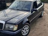 Mercedes-Benz E 230 1990 годаүшін1 400 000 тг. в Семей – фото 4