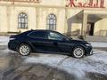 Toyota Camry 2021 годаүшін11 500 000 тг. в Уральск – фото 10