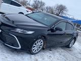 Toyota Camry 2021 года за 11 500 000 тг. в Уральск