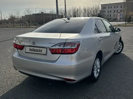 Toyota Camry 2015 года за 9 500 000 тг. в Атырау – фото 7