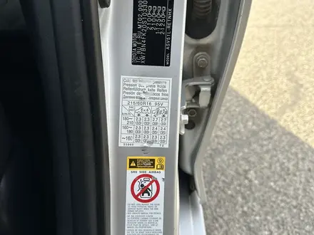 Toyota Camry 2015 года за 9 500 000 тг. в Атырау – фото 12
