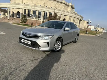 Toyota Camry 2015 года за 9 500 000 тг. в Атырау – фото 3