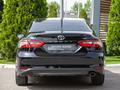Toyota Camry 2021 года за 12 990 000 тг. в Алматы – фото 5