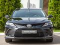 Toyota Camry 2021 года за 12 990 000 тг. в Алматы – фото 6