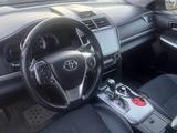 Toyota Camry 2014 года за 6 200 000 тг. в Атырау – фото 3