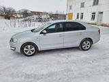 Skoda Rapid 2013 годаүшін4 990 000 тг. в Петропавловск – фото 4