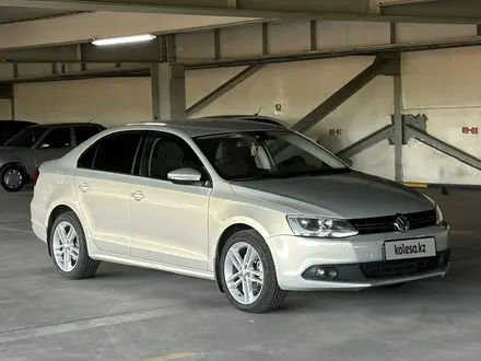 Volkswagen Jetta 2011 года за 5 200 000 тг. в Алматы