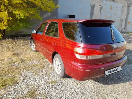 Toyota Vista 1998 года за 2 500 000 тг. в Алматы – фото 3