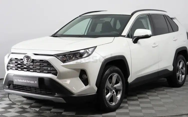 Toyota RAV4 2020 года за 19 250 000 тг. в Нур-Султан (Астана)