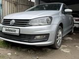 Volkswagen Polo 2015 года за 5 200 000 тг. в Алматы – фото 2