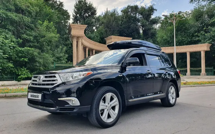 Toyota Highlander 2011 годаүшін14 200 000 тг. в Тараз