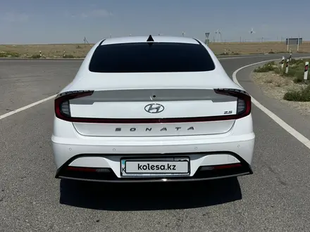 Hyundai Sonata 2021 года за 12 500 000 тг. в Актау – фото 3