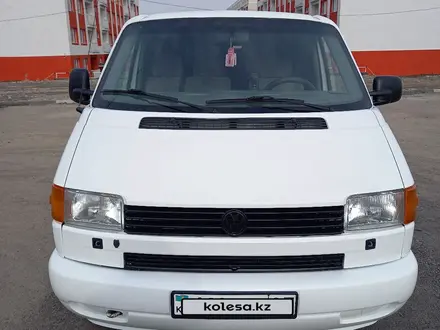 Volkswagen Caravelle 1996 года за 4 150 000 тг. в Алматы – фото 2