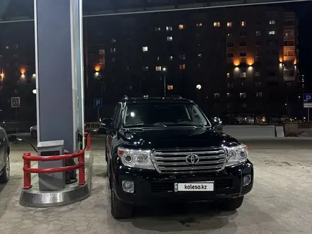 Toyota Land Cruiser 2013 года за 24 000 000 тг. в Астана