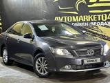 Toyota Camry 2013 года за 8 450 000 тг. в Актобе – фото 3