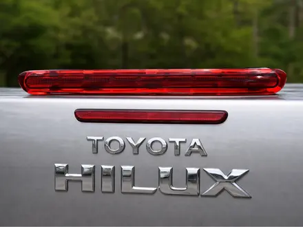 Стоп сигнал Toyota Hilux за 20 000 тг. в Караганда