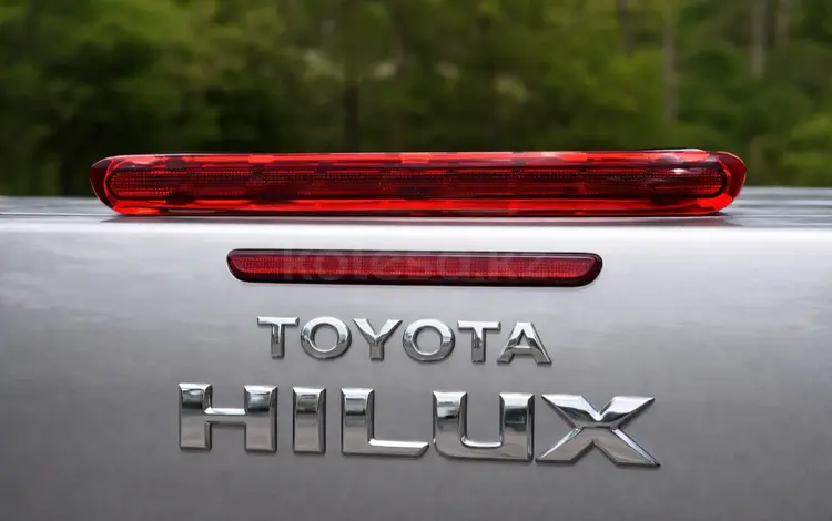 Стоп сигнал Toyota Hilux за 20 000 тг. в Караганда