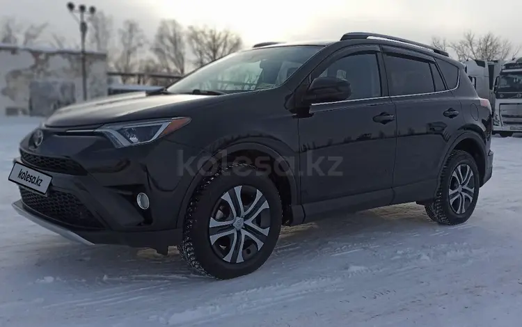 Toyota RAV4 2017 года за 12 000 000 тг. в Астана