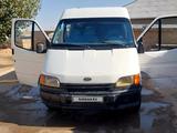 Ford Transit 1994 годаүшін1 200 000 тг. в Сарыагаш