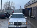 Mercedes-Benz E 220 1993 года за 1 550 000 тг. в Туркестан – фото 5