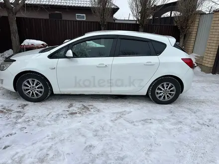 Opel Astra 2011 года за 4 000 000 тг. в Актобе – фото 4