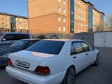 Mercedes-Benz S 320 1998 годаfor2 000 000 тг. в Караганда