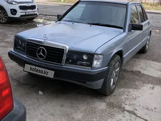 Mercedes-Benz 190