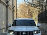 Toyota Land Cruiser Prado 2023 года за 39 800 000 тг. в Шымкент – фото 2