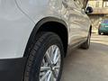 Volkswagen Tiguan 2010 года за 5 200 000 тг. в Алматы – фото 3