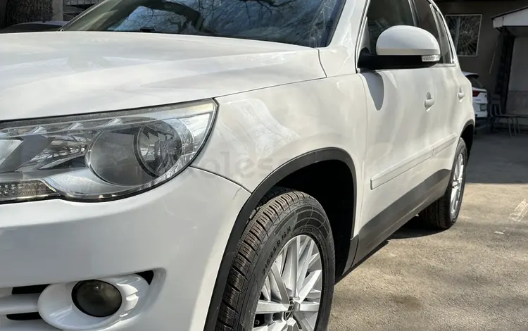 Volkswagen Tiguan 2010 года за 5 200 000 тг. в Алматы