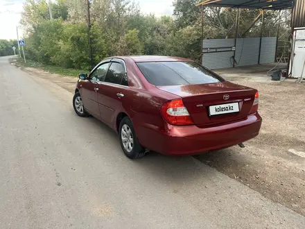 Toyota Camry 2004 года за 3 800 000 тг. в Астана – фото 2
