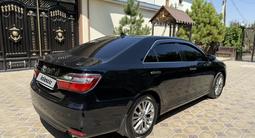 Toyota Camry 2017 года за 12 000 000 тг. в Шымкент – фото 2