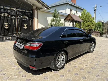 Toyota Camry 2017 года за 12 000 000 тг. в Шымкент – фото 2