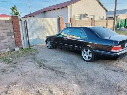 Mercedes-Benz S 320 1996 года за 5 500 000 тг. в Атырау – фото 5