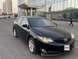 Toyota Camry 2013 года за 7 600 000 тг. в Шымкент – фото 2