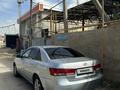 Hyundai Sonata 2005 года за 2 890 000 тг. в Шымкент – фото 4