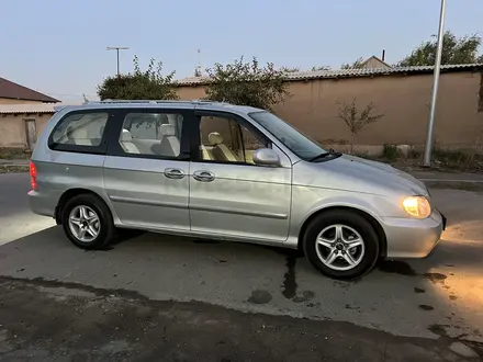 Kia Carnival 2002 года за 3 100 000 тг. в Арысь – фото 7