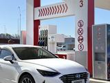 Hyundai Sonata 2023 года за 12 200 000 тг. в Актобе – фото 3