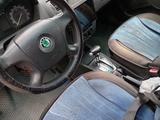 Skoda Fabia 2006 года за 2 100 000 тг. в Актобе – фото 3