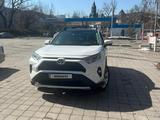 Toyota RAV4 2019 года за 15 000 000 тг. в Алматы