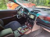 Toyota Camry 2014 годаүшін10 500 000 тг. в Караганда – фото 4