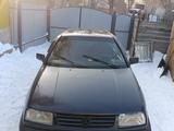 Volkswagen Vento 1993 года за 1 800 000 тг. в Актобе – фото 3