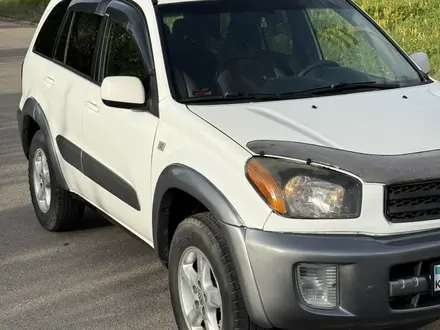 Toyota RAV4 2001 года за 3 850 000 тг. в Алматы – фото 4