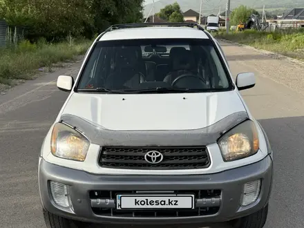Toyota RAV4 2001 года за 3 850 000 тг. в Алматы