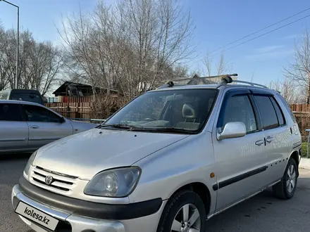 Toyota Raum 1998 года за 2 400 000 тг. в Алматы