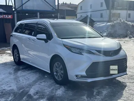 Toyota Sienna 2022 года за 26 500 000 тг. в Астана